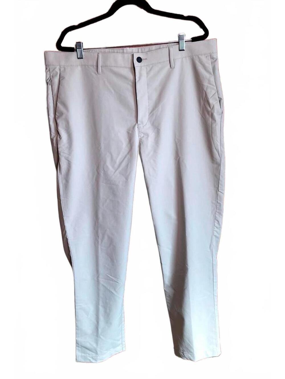 Men's Khaki Chino Pants by Banana Republic 40x30